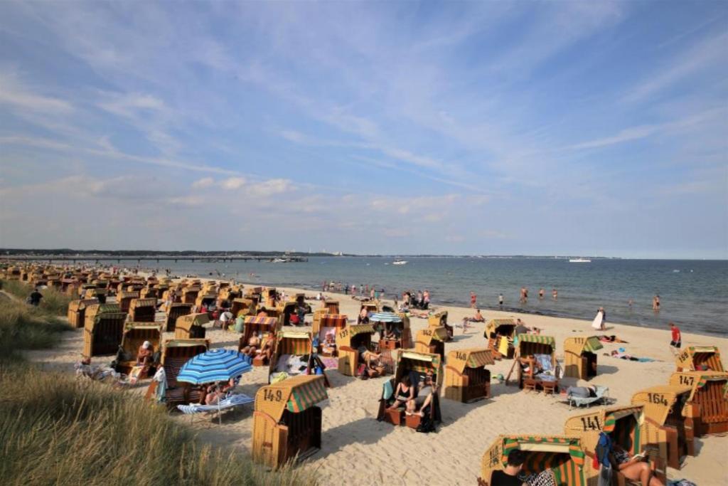 Ferienwohnung Strandhotel Шарбойц Экстерьер фото